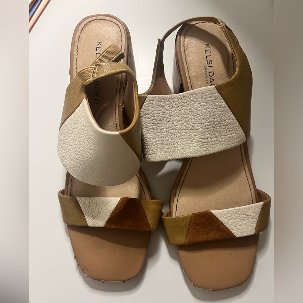 Kelsi Dagger Multi-Tone Sandals size 6